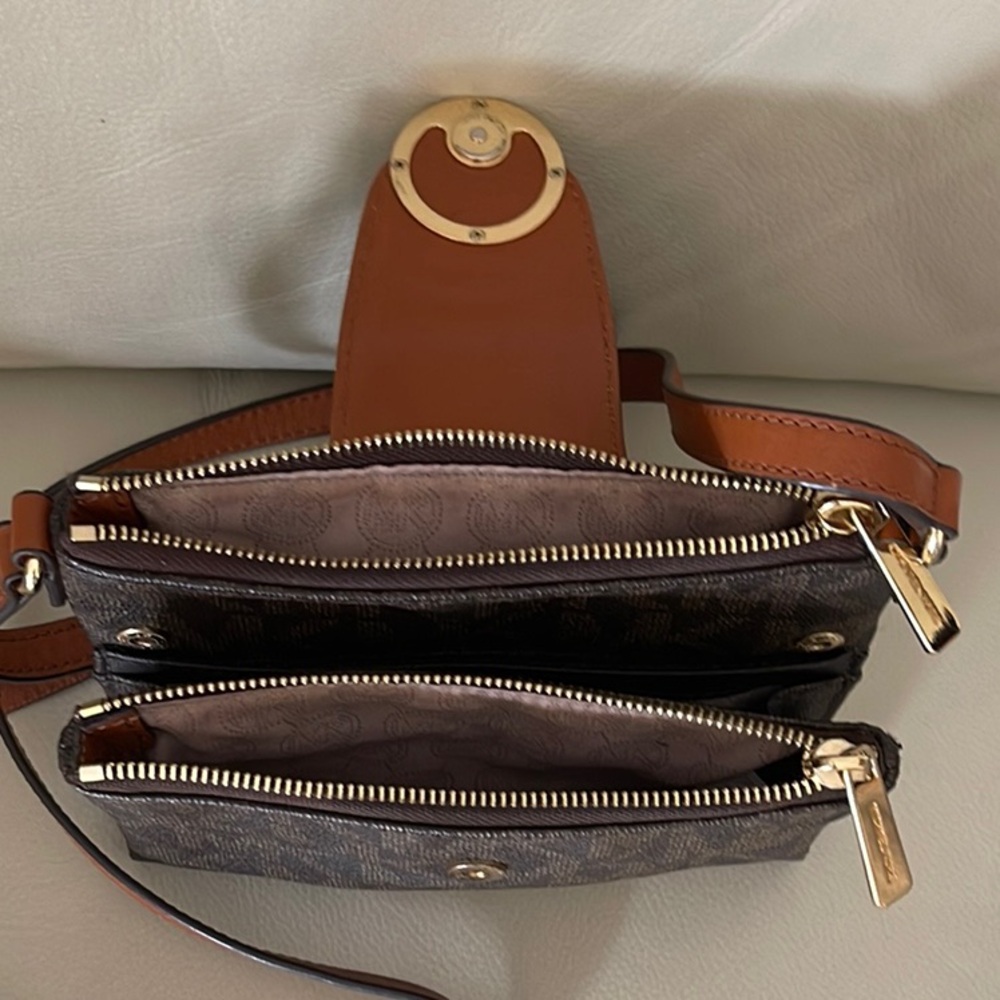 Michael Kors Brown Crossbody Bag Fulton - Picture 4 of 5
